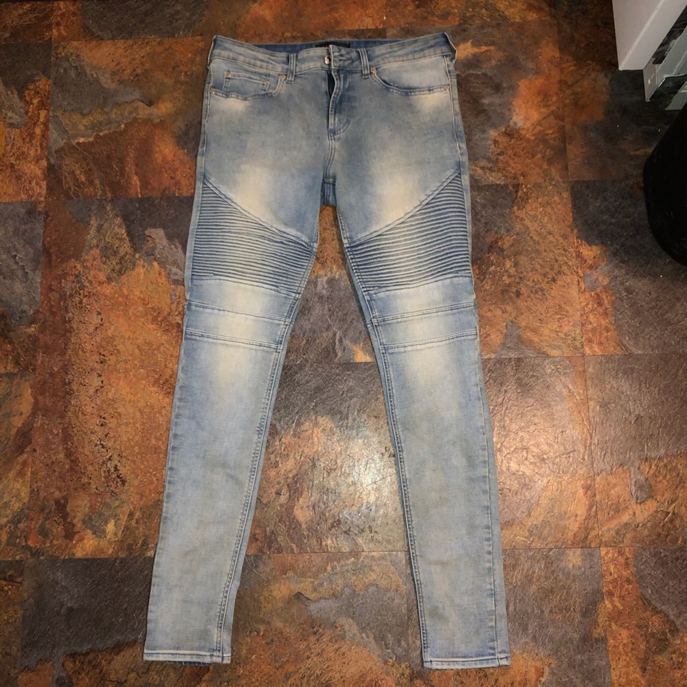 Size 31 x 32 Pac Sun active stretch men’s denim